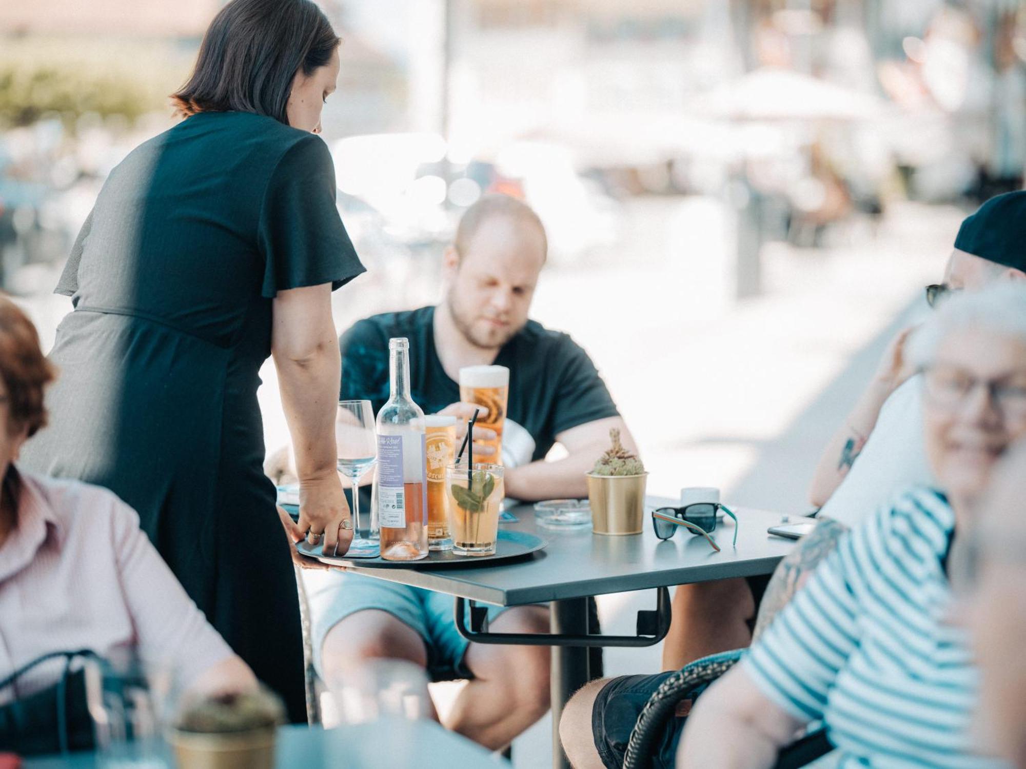 Hotel Restaurant Krone Aarberg 외부 사진