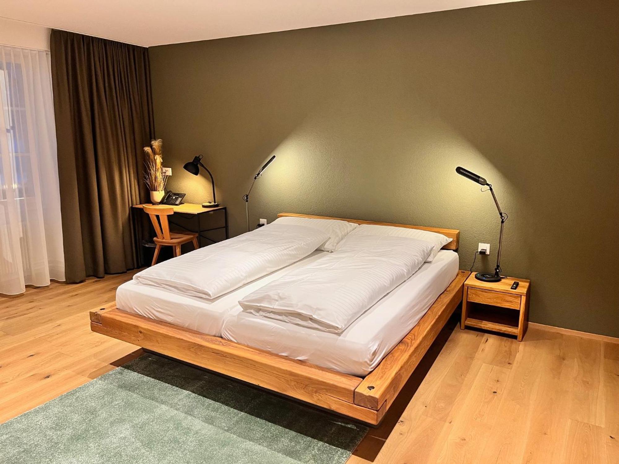 Hotel Restaurant Krone Aarberg 외부 사진